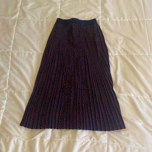 Midi pleated skirt, navy blue with small red heart pattern from Mod Cloth